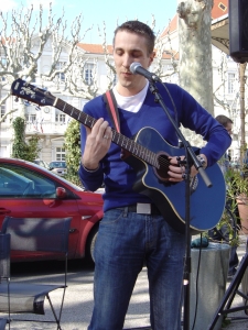 http://francoisville.free.fr/photos/042%20Francois%20Ville%20Live%20300%20300.jpg